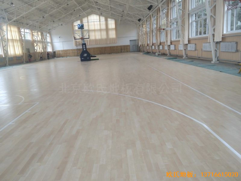 內蒙古呼和浩特賽罕區(qū)師范大學體育學院訓練館運動地板鋪設案例