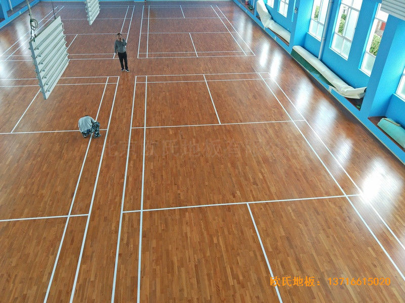 云南公安局小區(qū)羽毛球館體育地板鋪設案例5