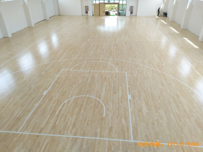 南京浦口黨?；@球館體育地板施工案例5
