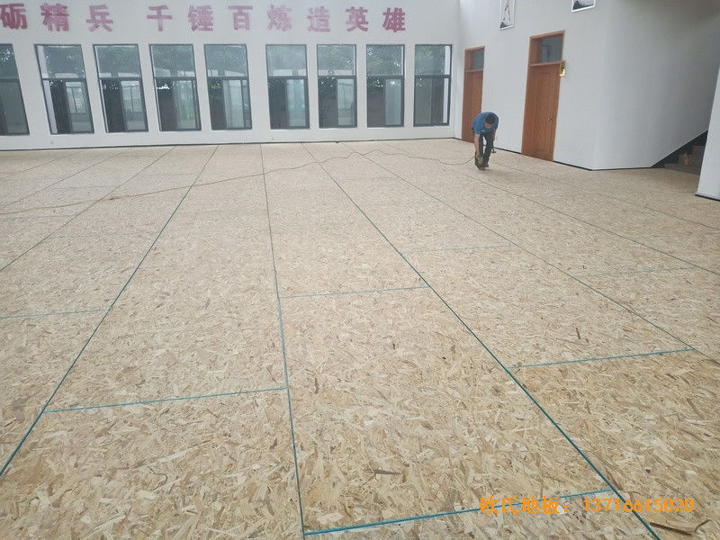 寧波中國(guó)石油儲(chǔ)蓄基地運(yùn)動(dòng)館體育木地板施工案例2