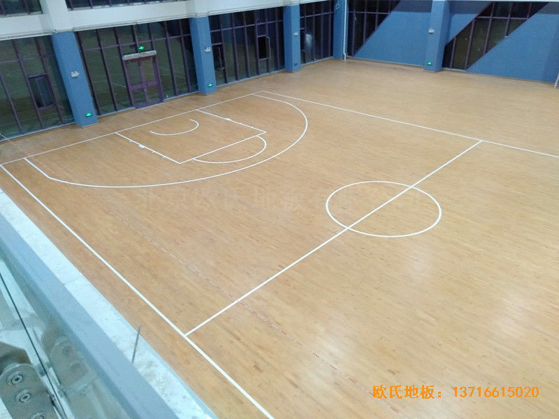 山東實(shí)驗(yàn)二小青島分?；@球館體育木地板鋪裝案例3