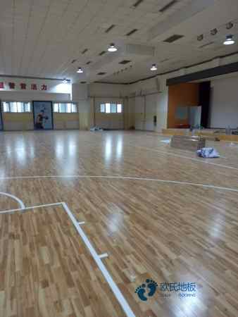 柞木運(yùn)動籃球木地板價格低